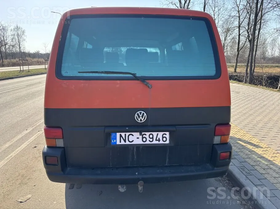 Volkswagen Multivan 1996 photo 3
