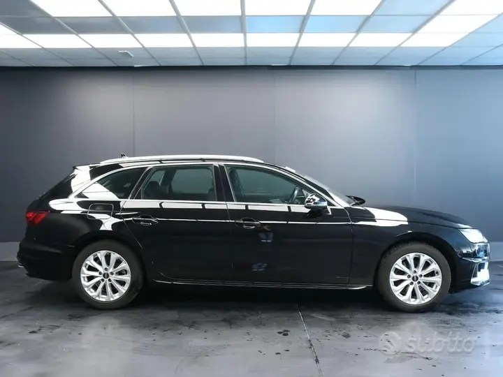 Audi A4 Avant 2024 photo 3