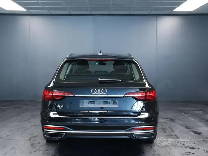 Audi A4 Avant 2024 photo 4