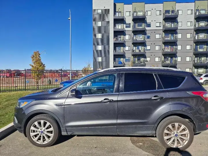 Ford Escape 2017 photo 3
