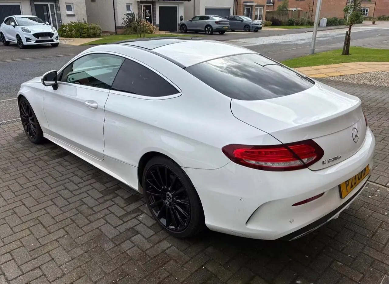 Mercedes-Benz C-Class 2017 photo 3