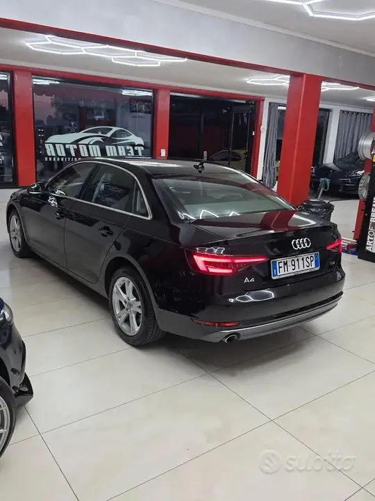 Audi A4 2018 photo 4