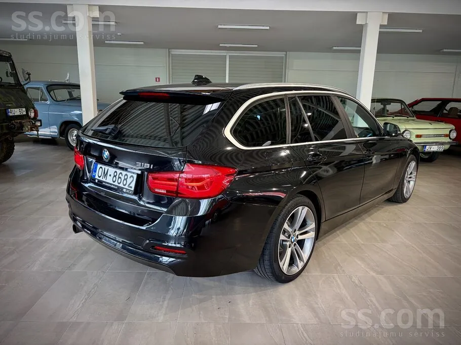 BMW 3 Series 2017 photo 3