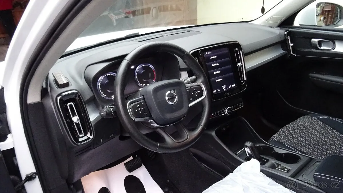 Volvo Xc40 2020 photo 3