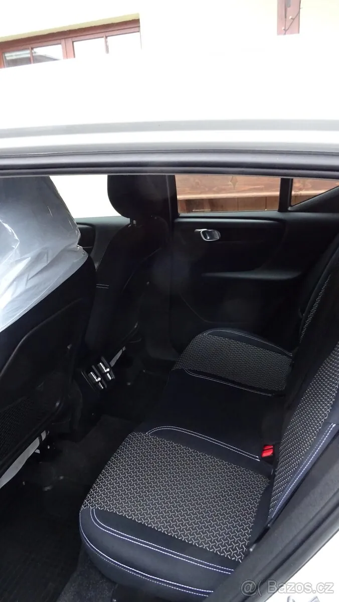Volvo Xc40 2020 photo 4