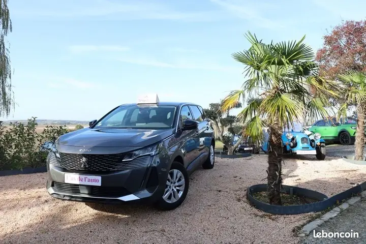 Peugeot 5008