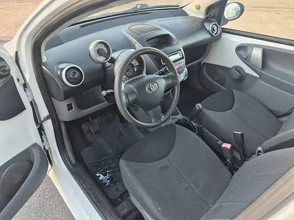 Toyota Aygo 2008 photo 5