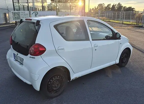 Toyota Aygo 2008 photo 4