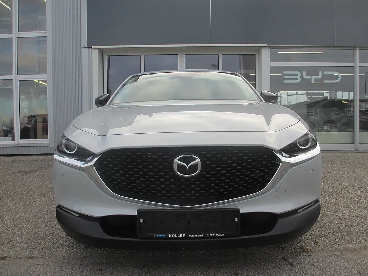 Mazda Cx-30 photo 3