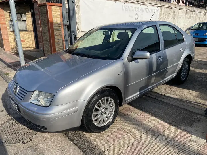 Volkswagen Bora 2005 photo 2