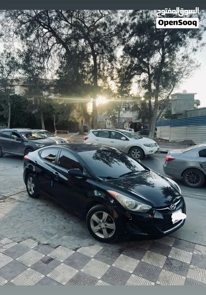 Hyundai Elantra 2012 photo 3