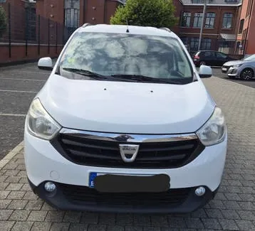 Dacia Lodgy 2013 photo 2
