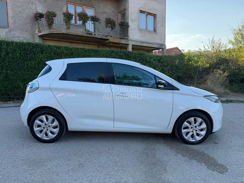 Renault Zoe 2015 photo 5