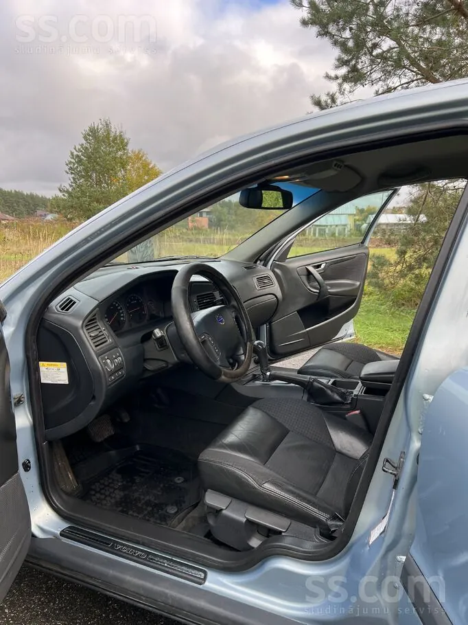 Volvo V70 2002 photo 5