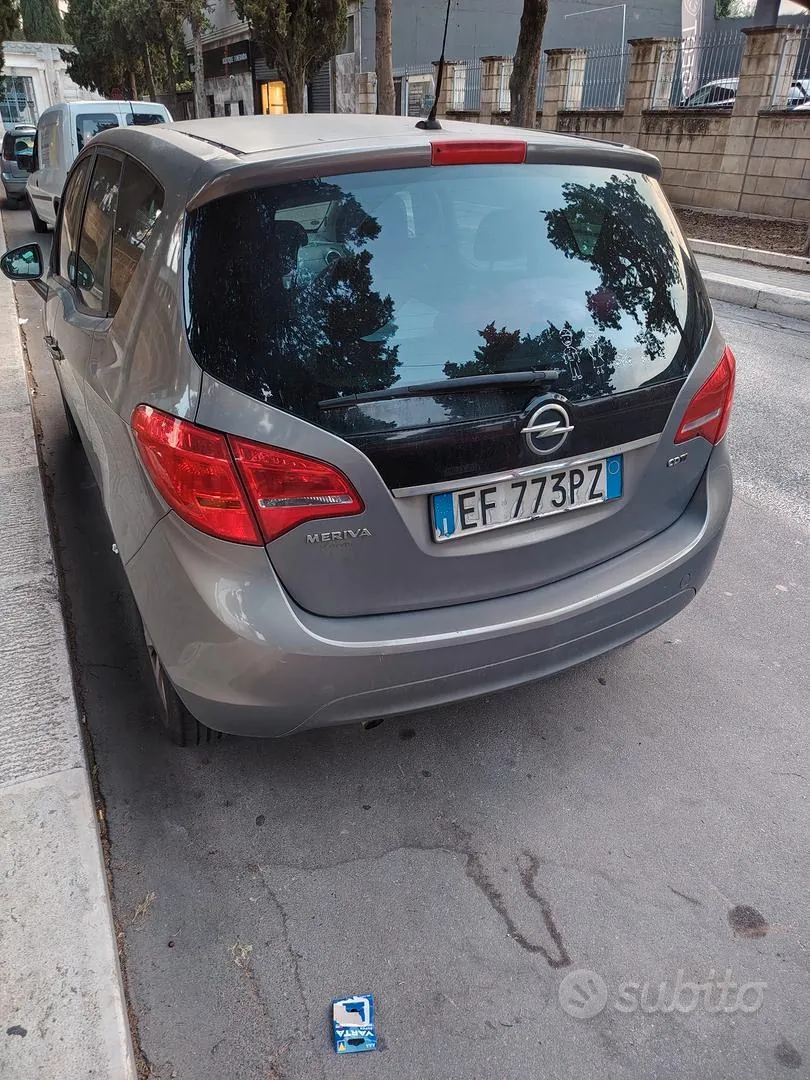 Opel Meriva 2011 photo 4