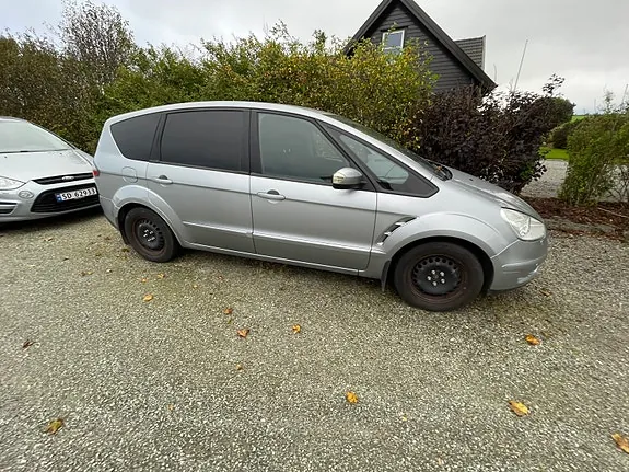 Ford S-Max 2008 photo 3