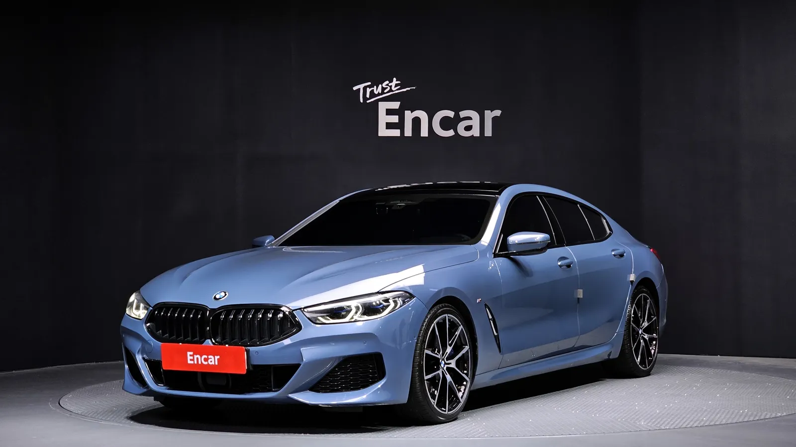 BMW 8
