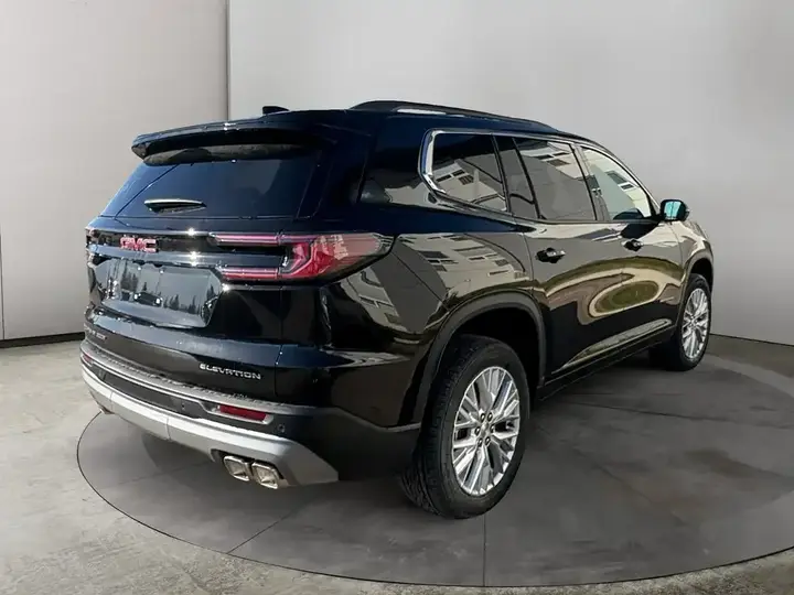 GMC Acadia 2027 photo 5