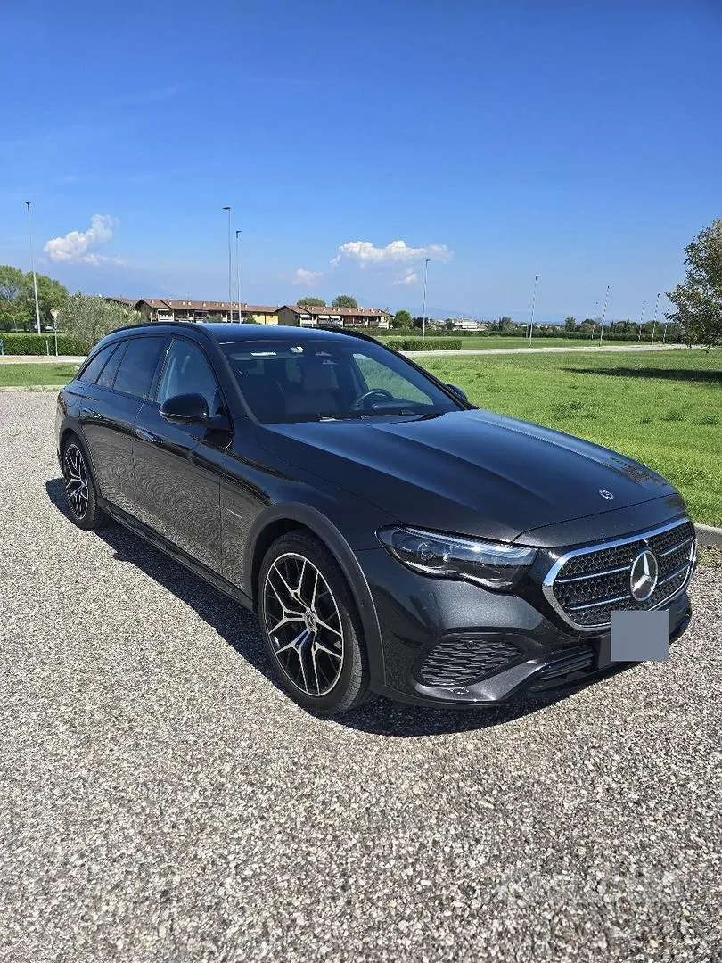 Mercedes-Benz E