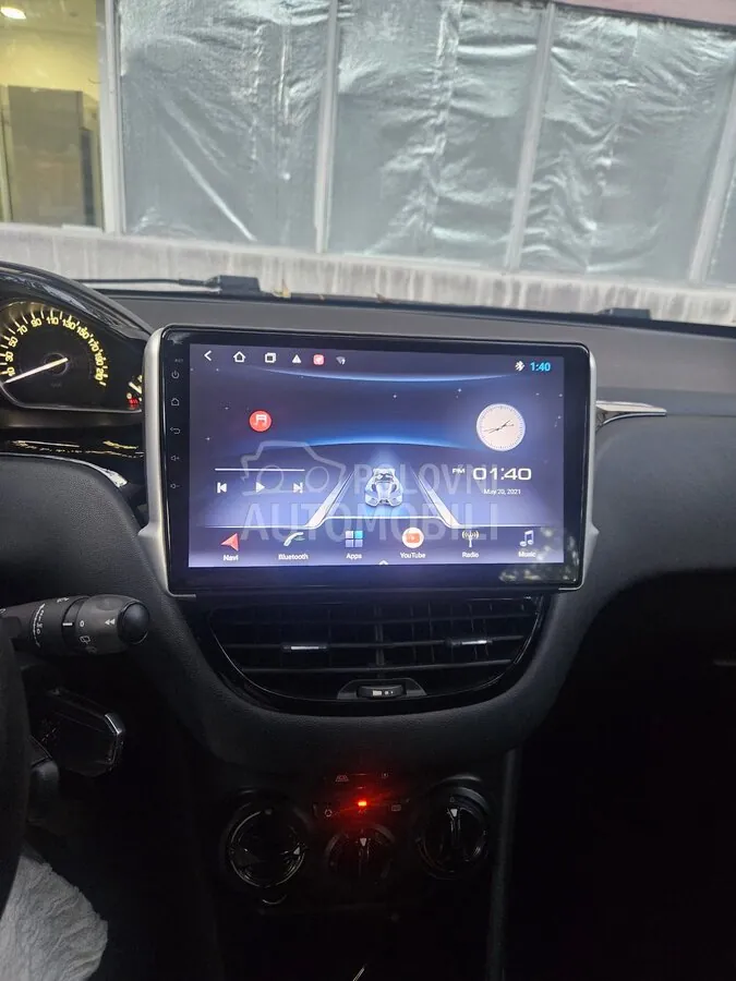 Peugeot 208 2016 photo 5