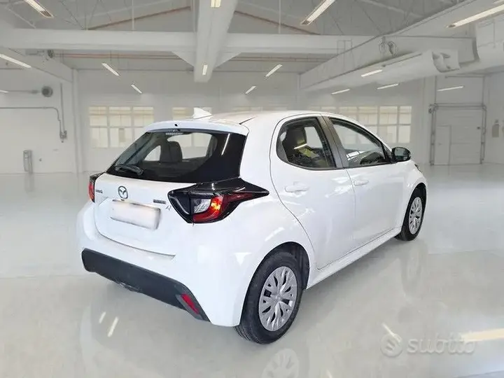 Mazda 2 2025 photo 4