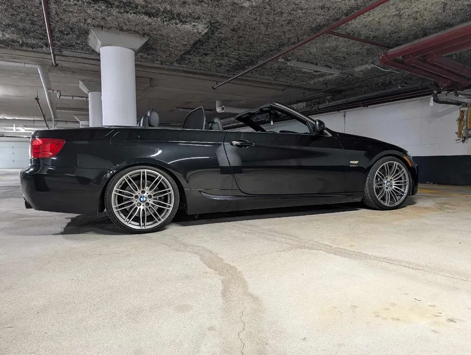 BMW 335Is 2011 photo 2