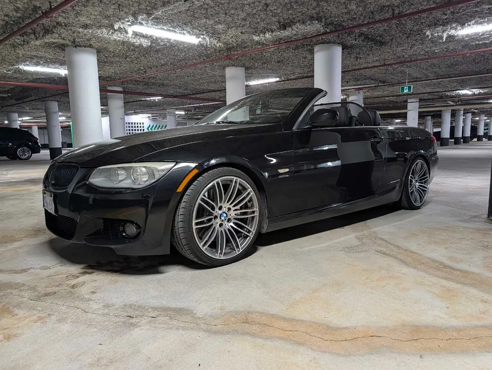 BMW 335Is 2011 photo 3