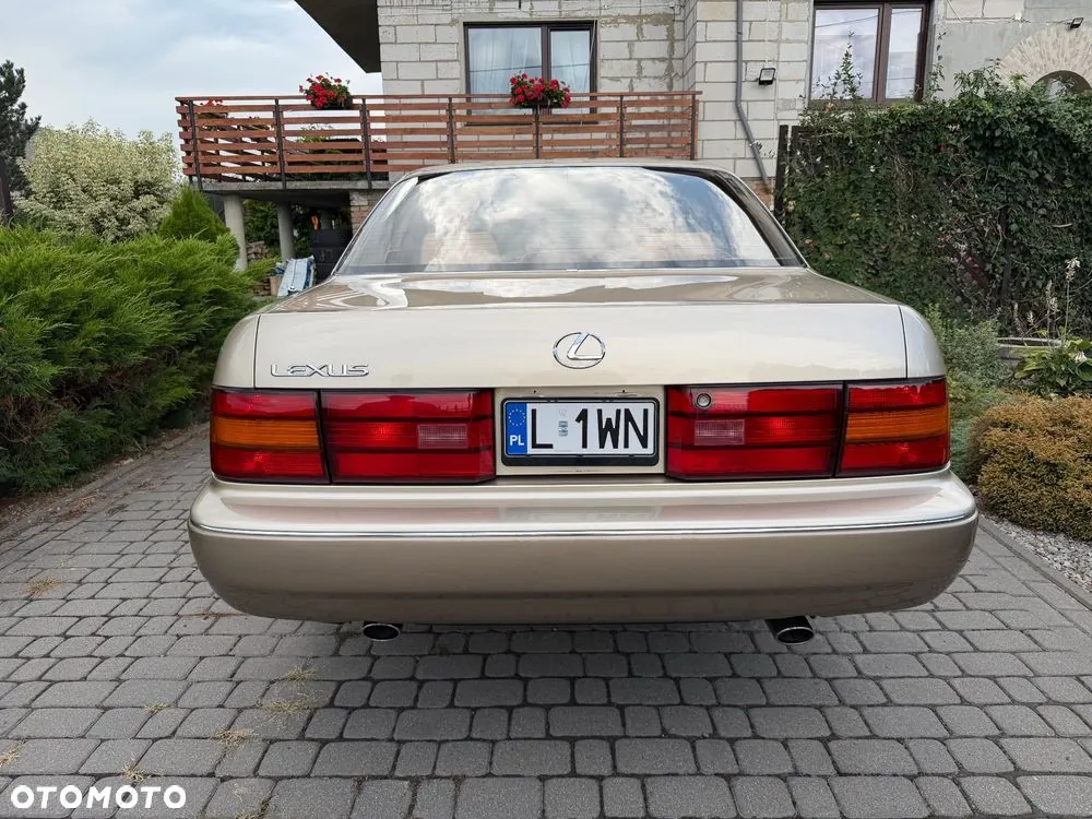Lexus Ls 1992 photo 5