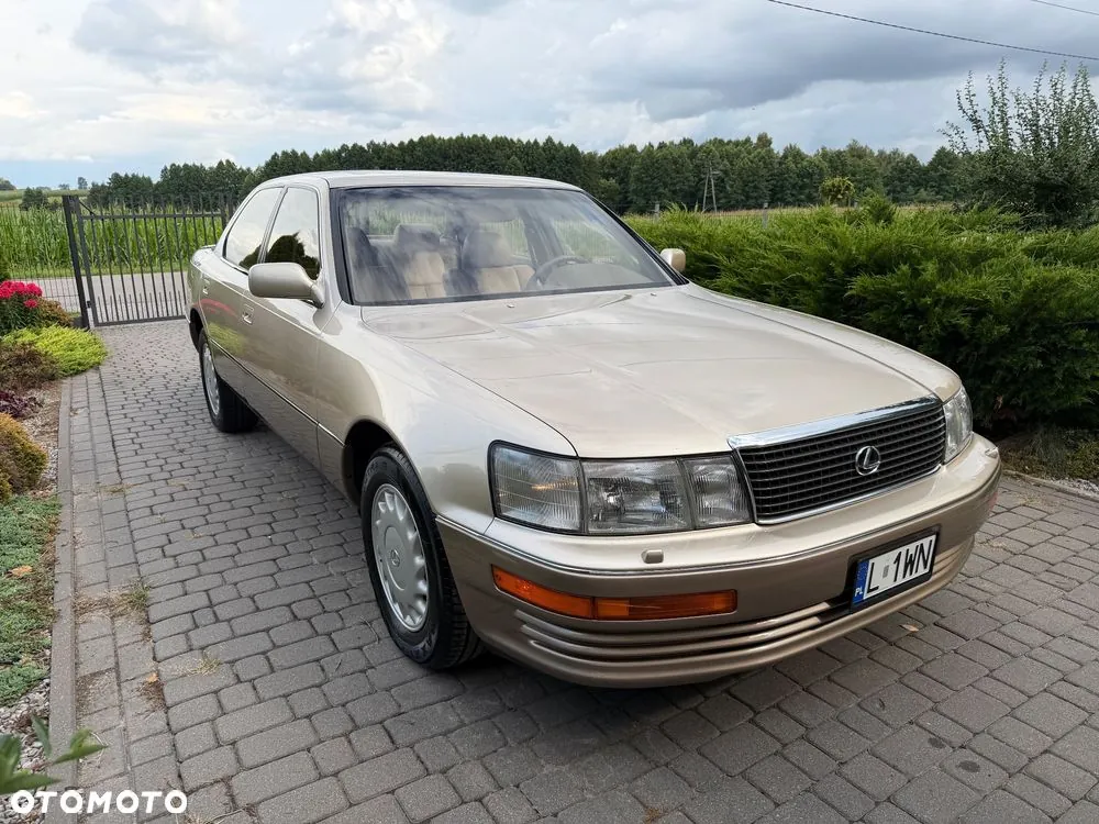 Lexus Ls 1992 photo 3