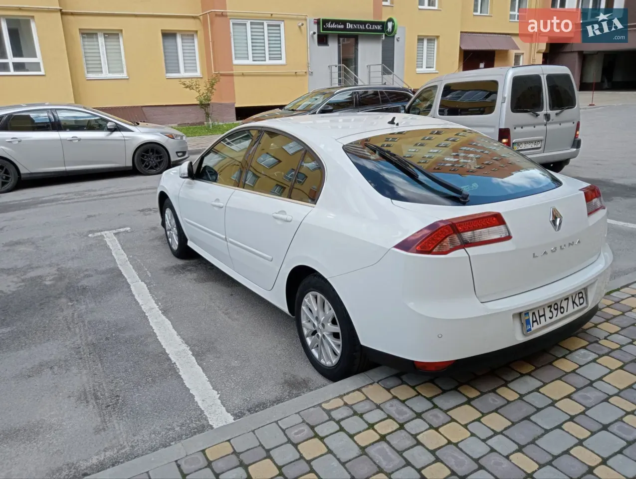 Renault Laguna 2014 photo 3