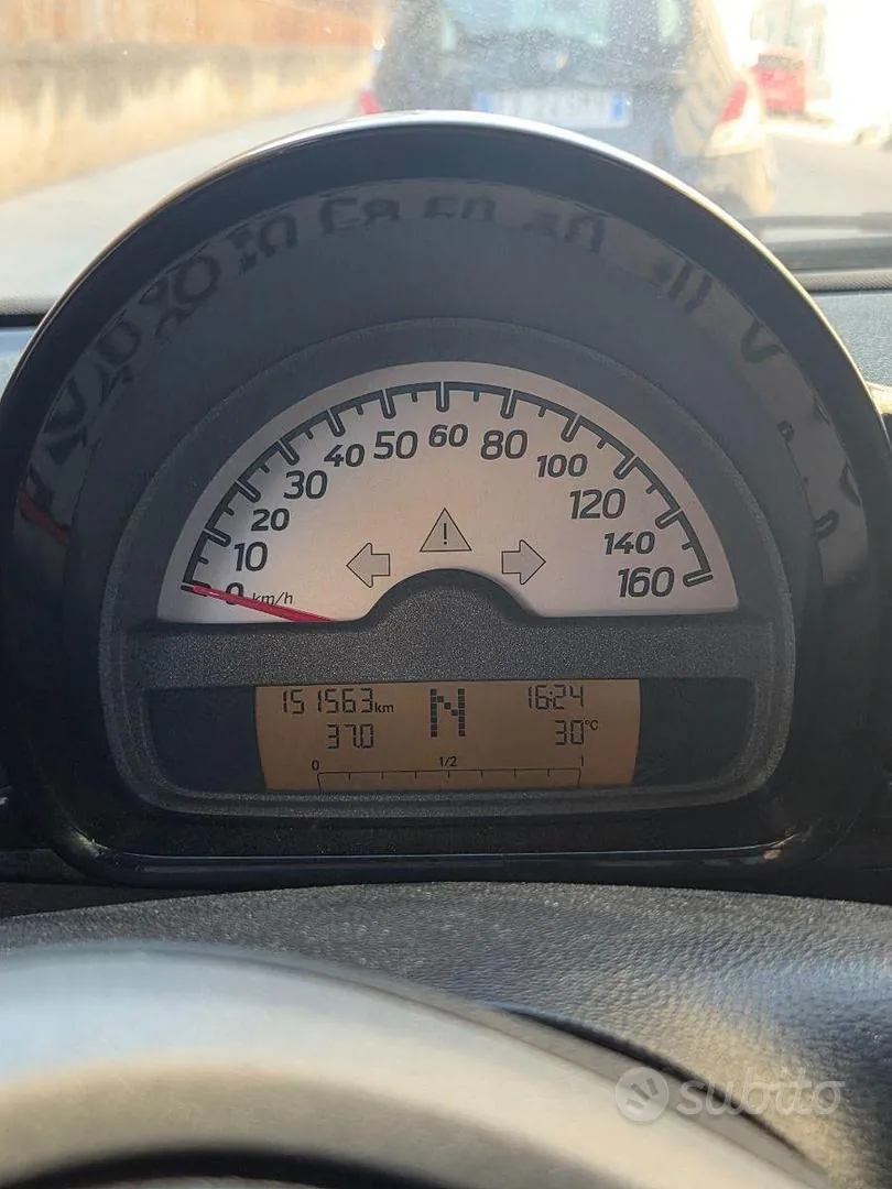 Smart Fortwo Cabrio 2010 photo 5