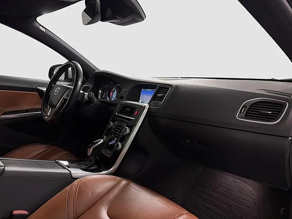 Volvo V60 2015 photo 5