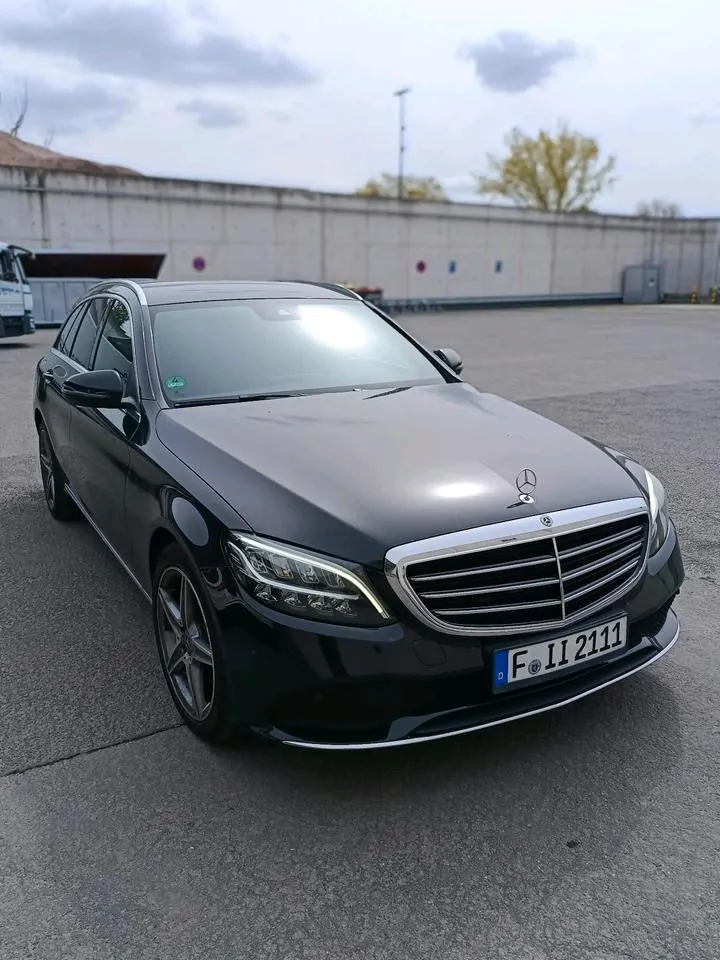 Mercedes-Benz C220