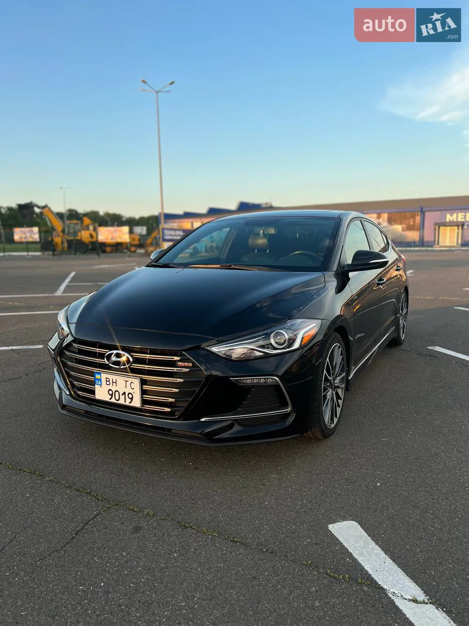 Hyundai Elantra 2017 photo 2