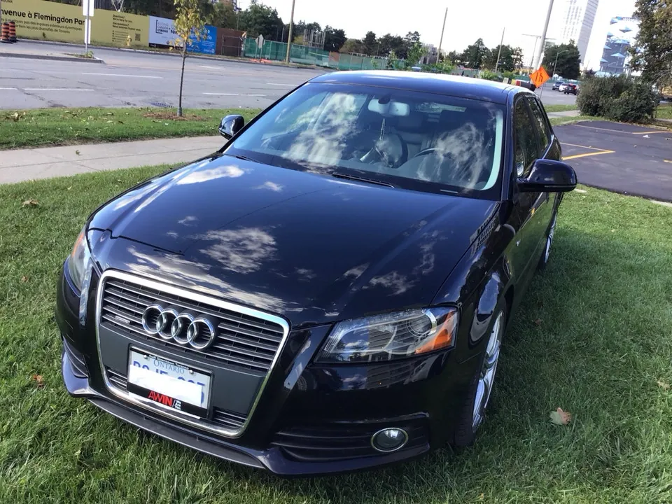 Audi A3 2010 photo 2