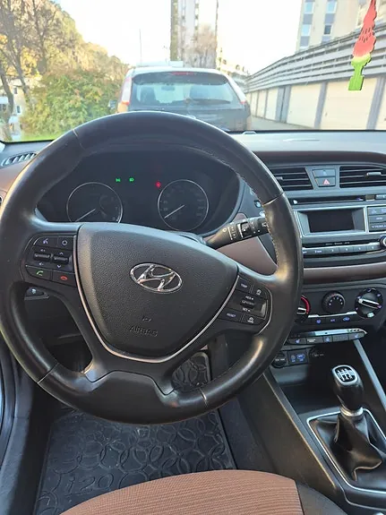 Hyundai I20 2015 photo 5