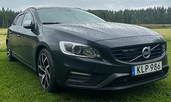 Volvo V60 2018 photo 2