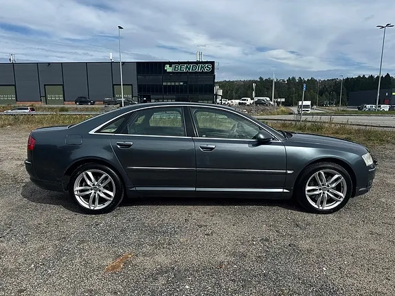 Audi A8 2003 photo 4