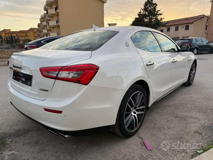 Maserati Ghibli 2015 photo 4