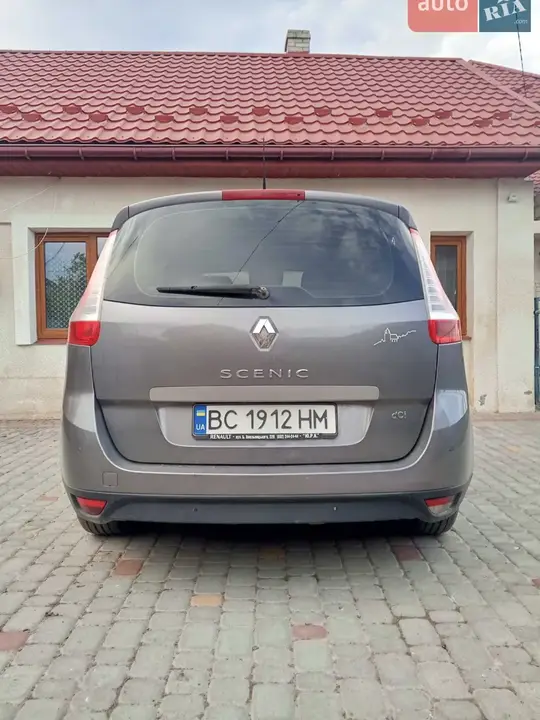 Renault Grand Scenic 2011 photo 3