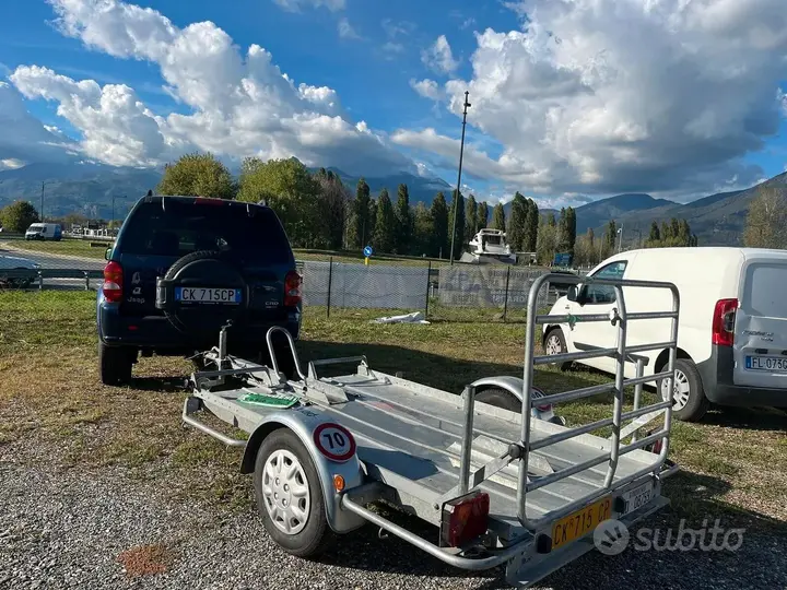 Jeep Cherokee 2004 photo 5