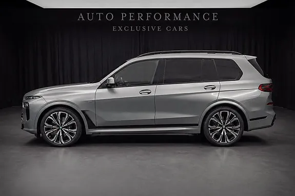 BMW X7 2025 photo 2
