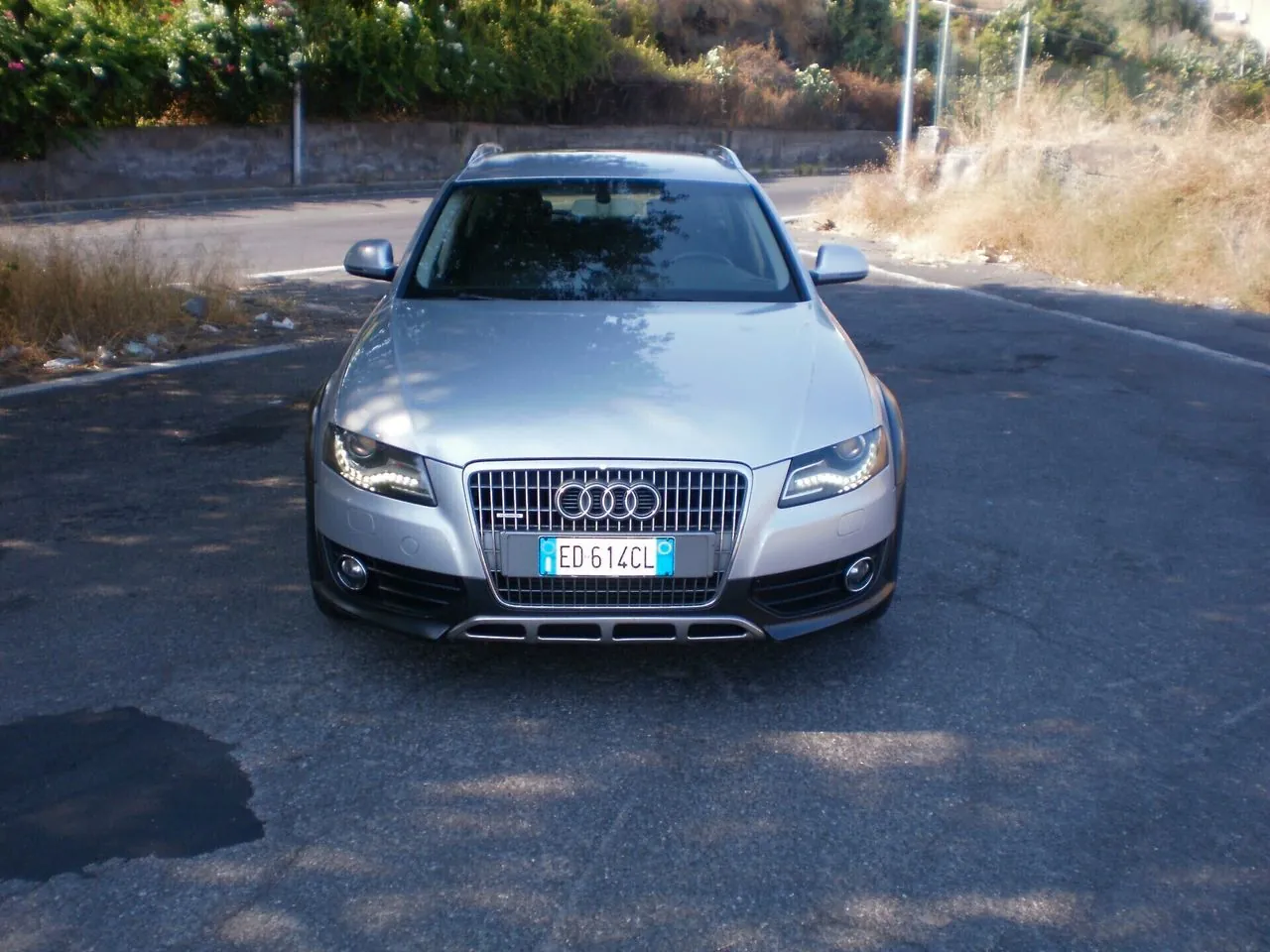 Audi A4 Allroad 2011 photo 2