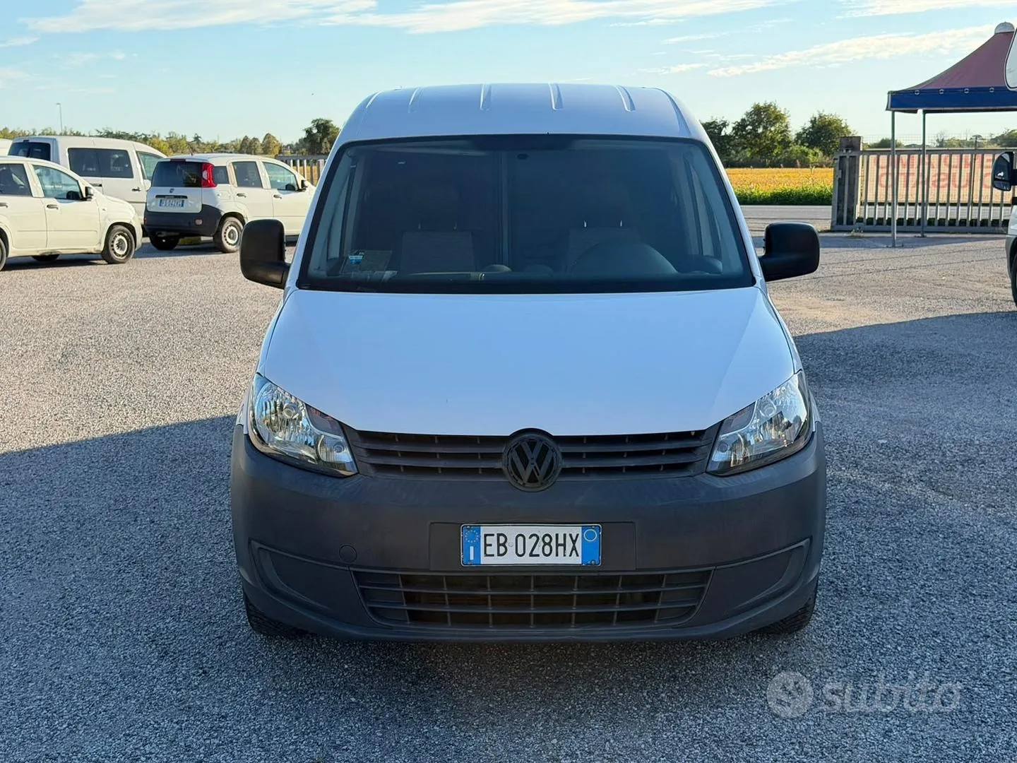 Volkswagen Caddy 2010 photo 2