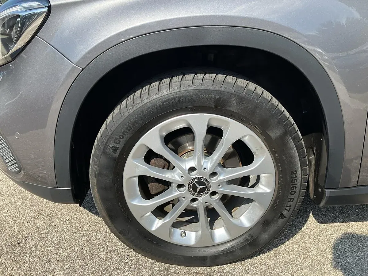 Mercedes-Benz Gla Class 2019 photo 3