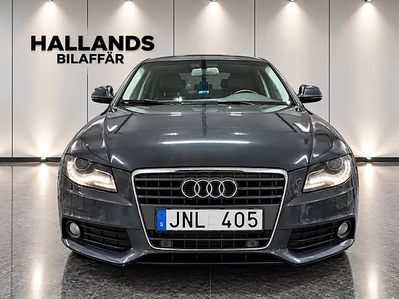 Audi A4 2009 photo 2