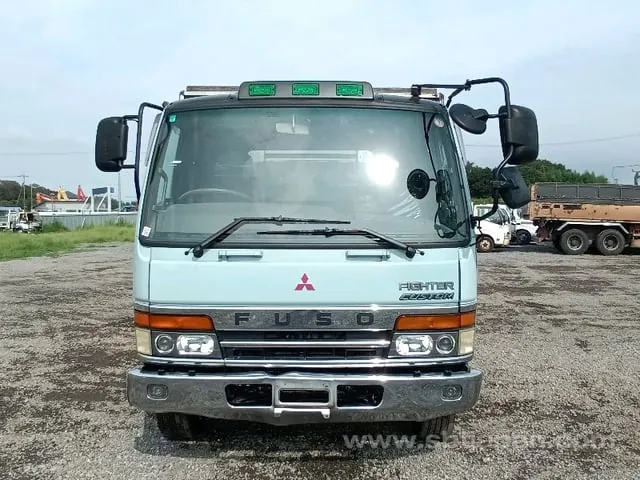 Mitsubishi Fighter 1999 photo 5