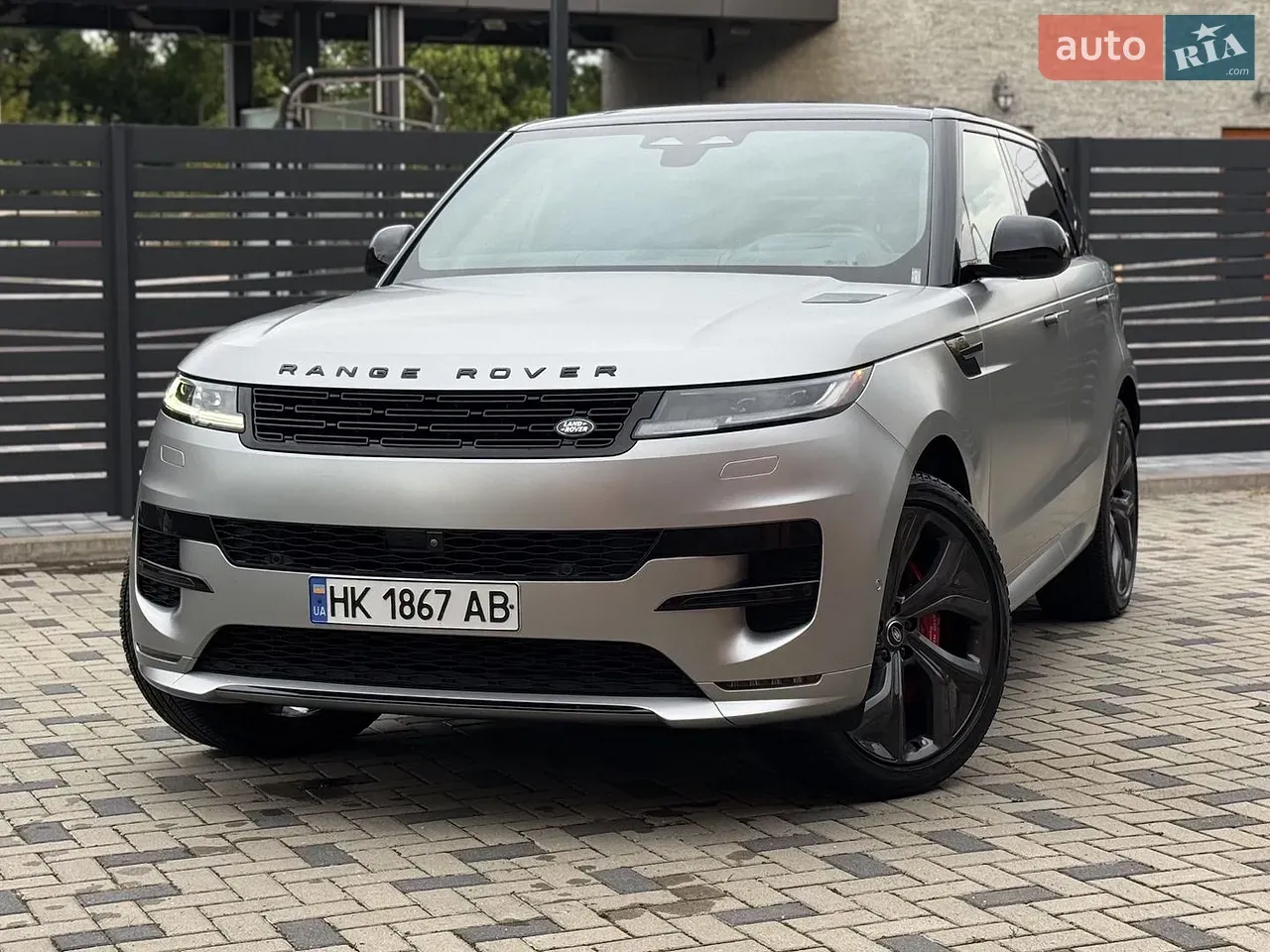 Land Rover Range Rover Sport 2024 photo 3