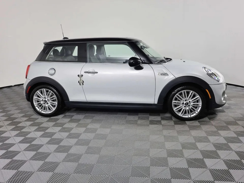 Mini 3 Door Cooper S 2019 photo 5