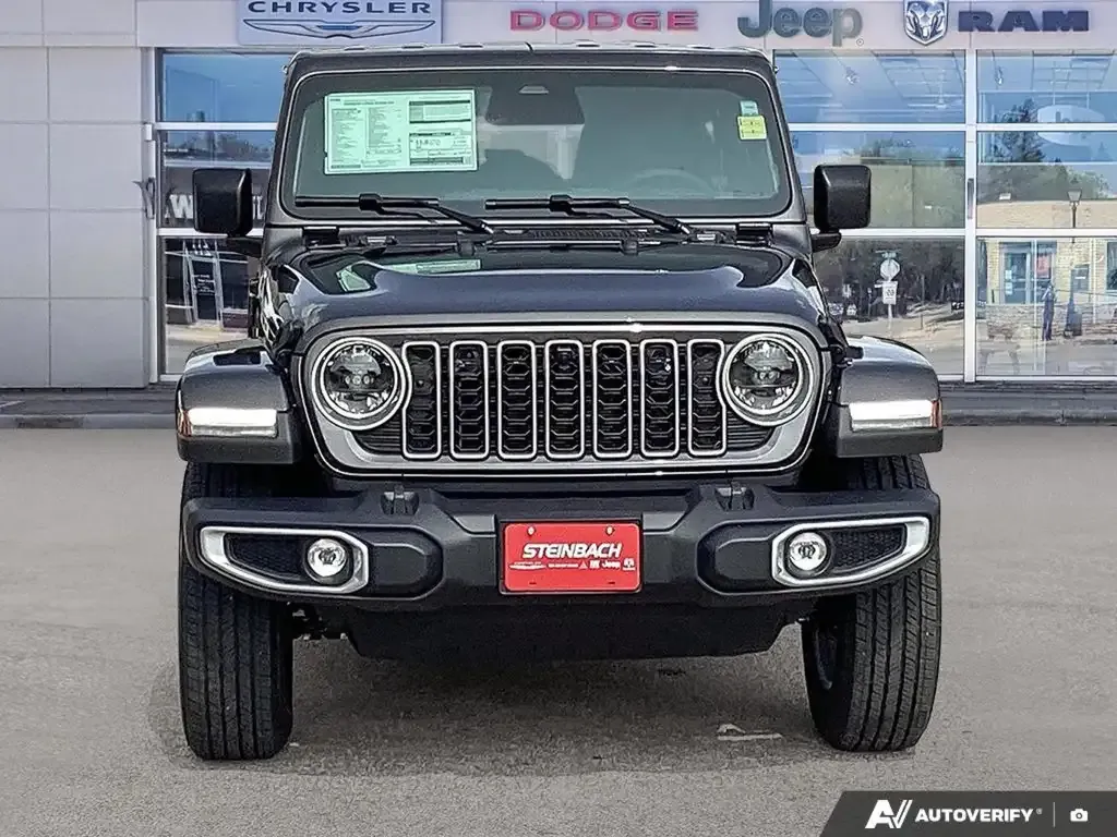 Jeep Wrangler 2026 photo 3